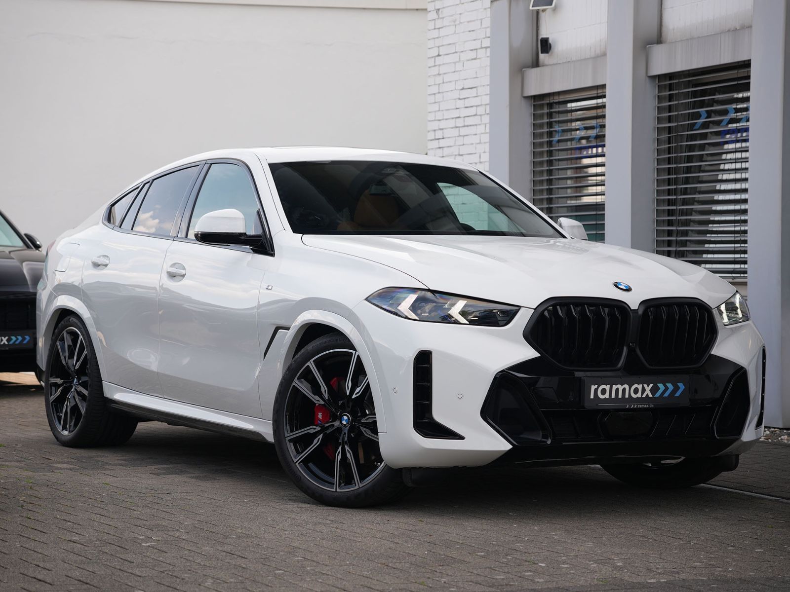 BMW X6 xDrive30d M Sport - Samsaru's Car Outlet