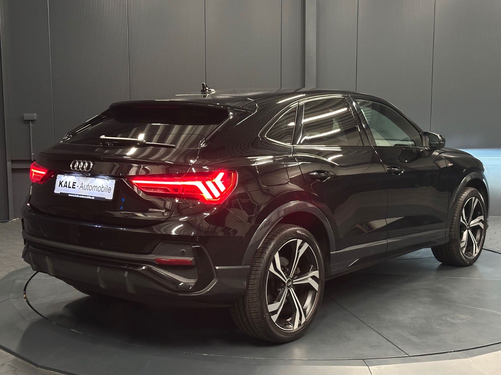 Audi Q3 Sportback 45 TFSI quattro S-Line*20Zoll*Optik