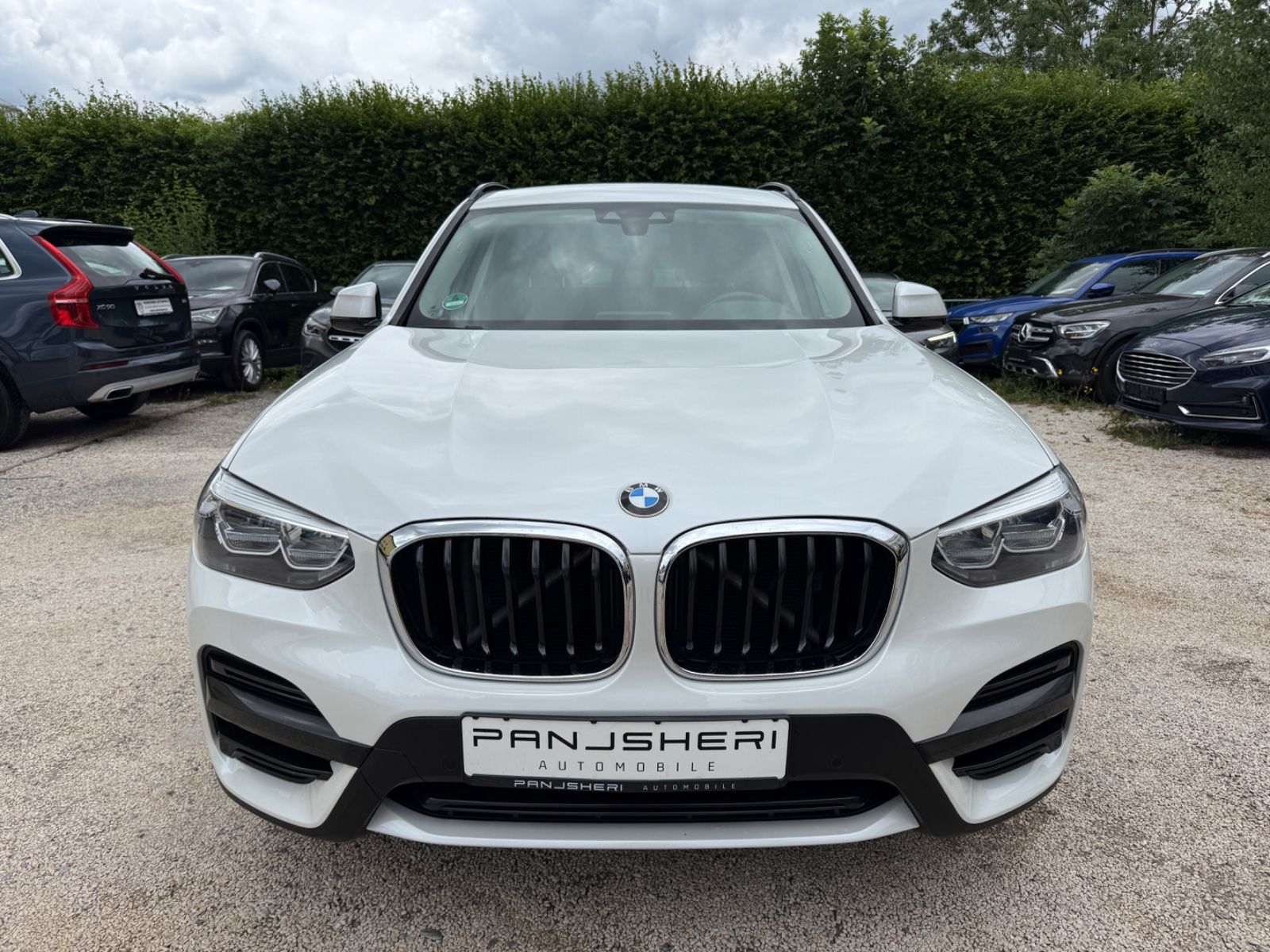 BMW X3 xDrive20d Shadow Line - Samsaru's Car Outlet