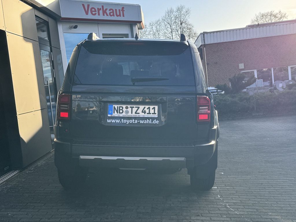 Toyota Land Cruiser 2.8 D-4D AWD Executive