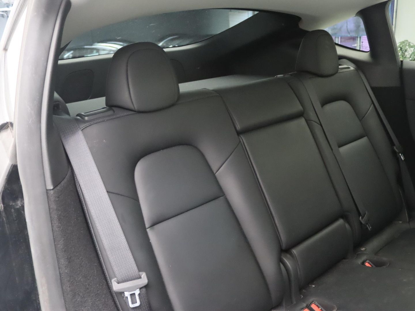 Tesla Model Y Long Range AWD 75kWh 351pk AMD RYZEN HW4