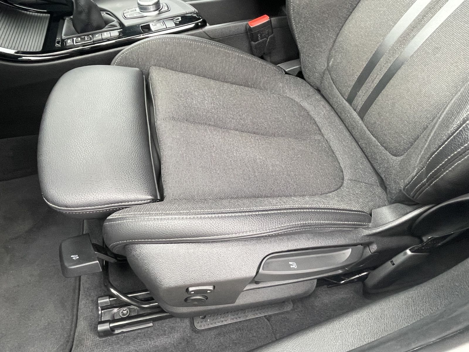 BMW X1 xDrive25e M Sportpaket - Samsaru's Car Outlet