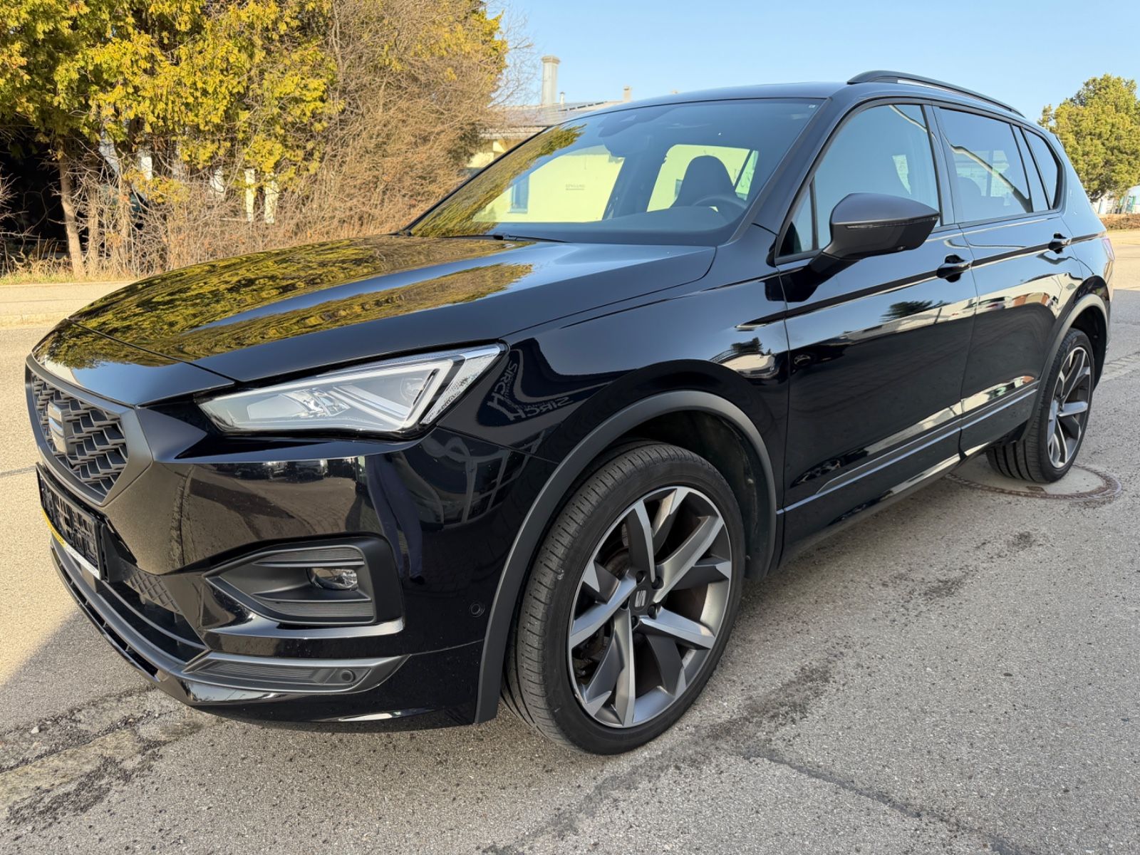 Seat Tarraco FR 4Drive NAVI/LED/AHK/1.Hd/7Si.