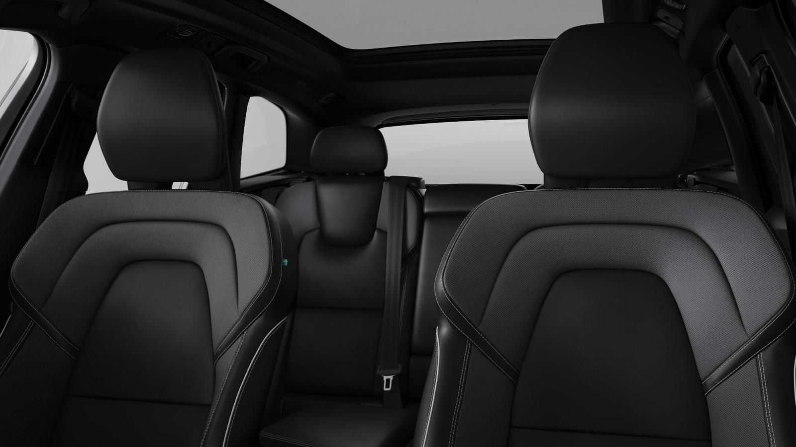 Volvo XC60 B5 AWD Black Edition Plus - Samsaru's Car Outlet