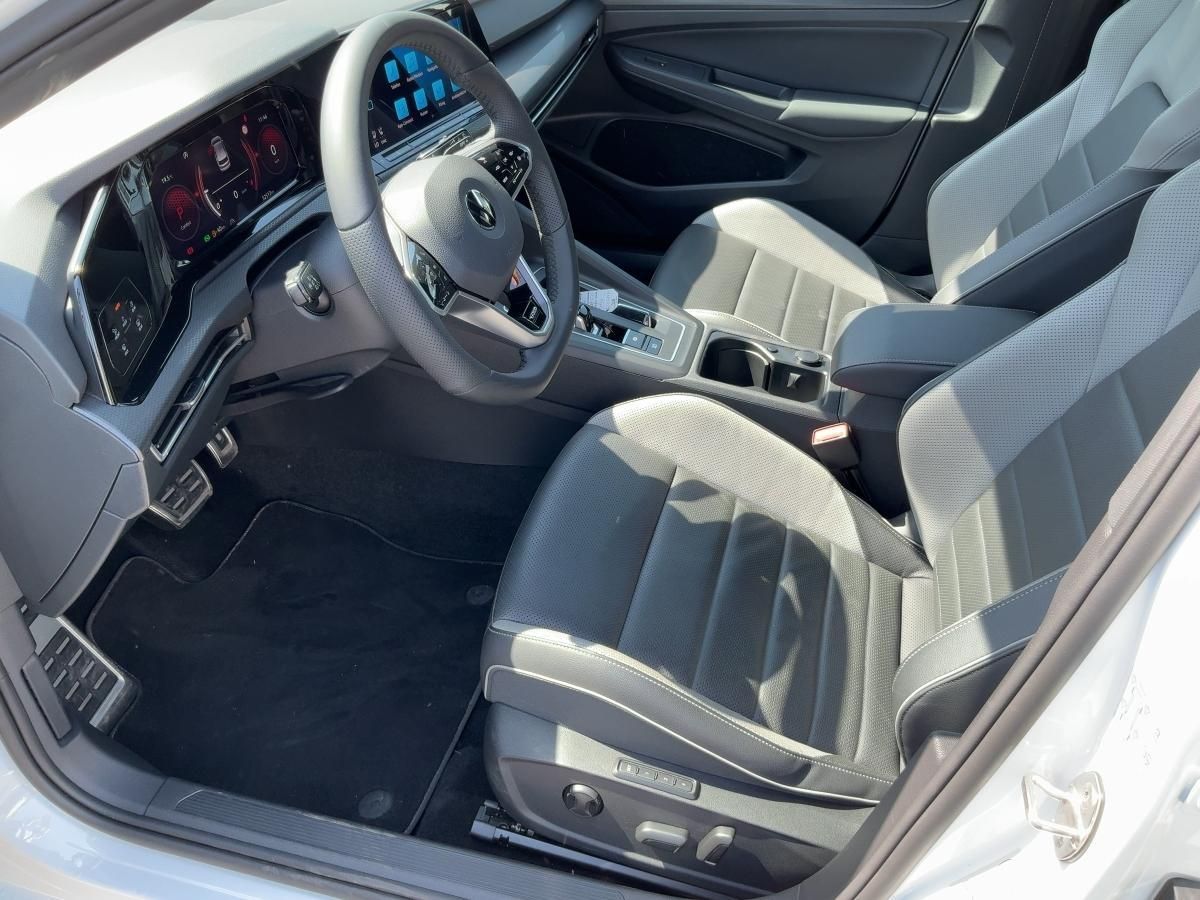 Volkswagen Golf VIII 2.0 TDI GTD - Samsaru's Car Outlet