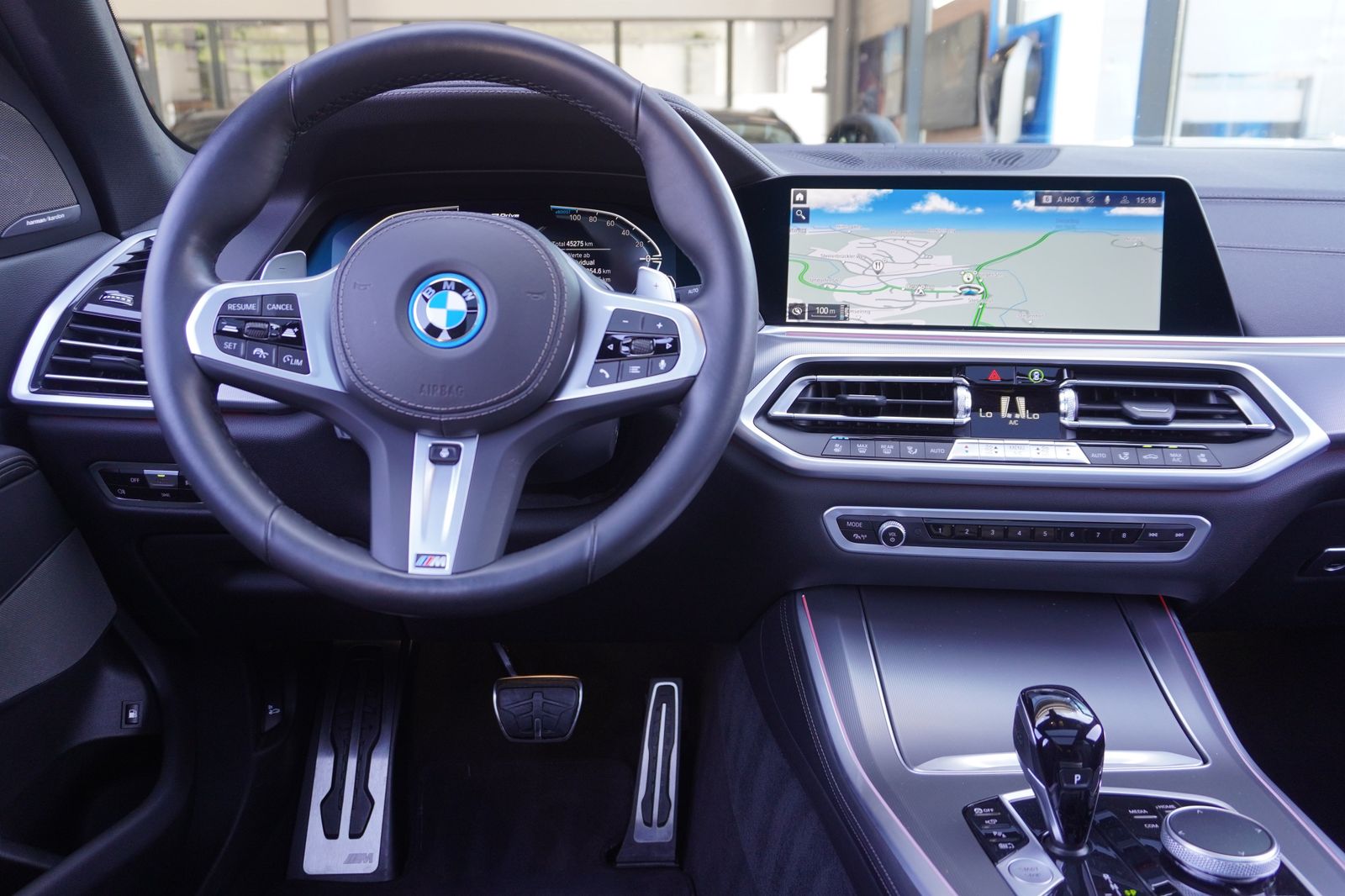 BMW X5 xDrive45e M Sport Glasdach AHK HeadUp Laserli