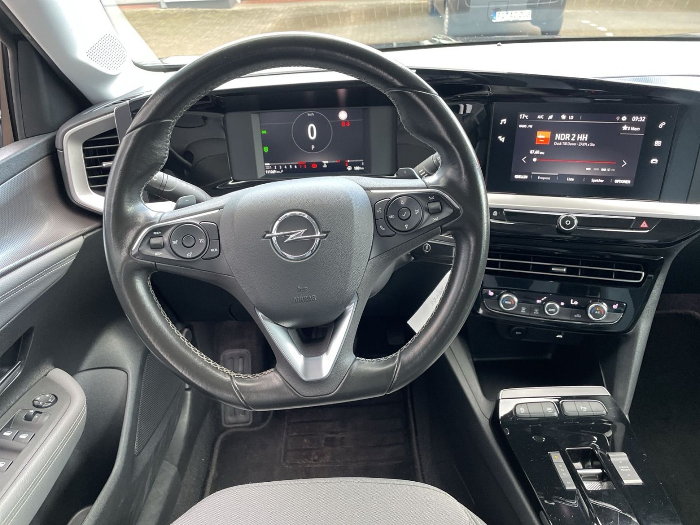 Opel Mokka Elegance - Samsaru's Car Outlet