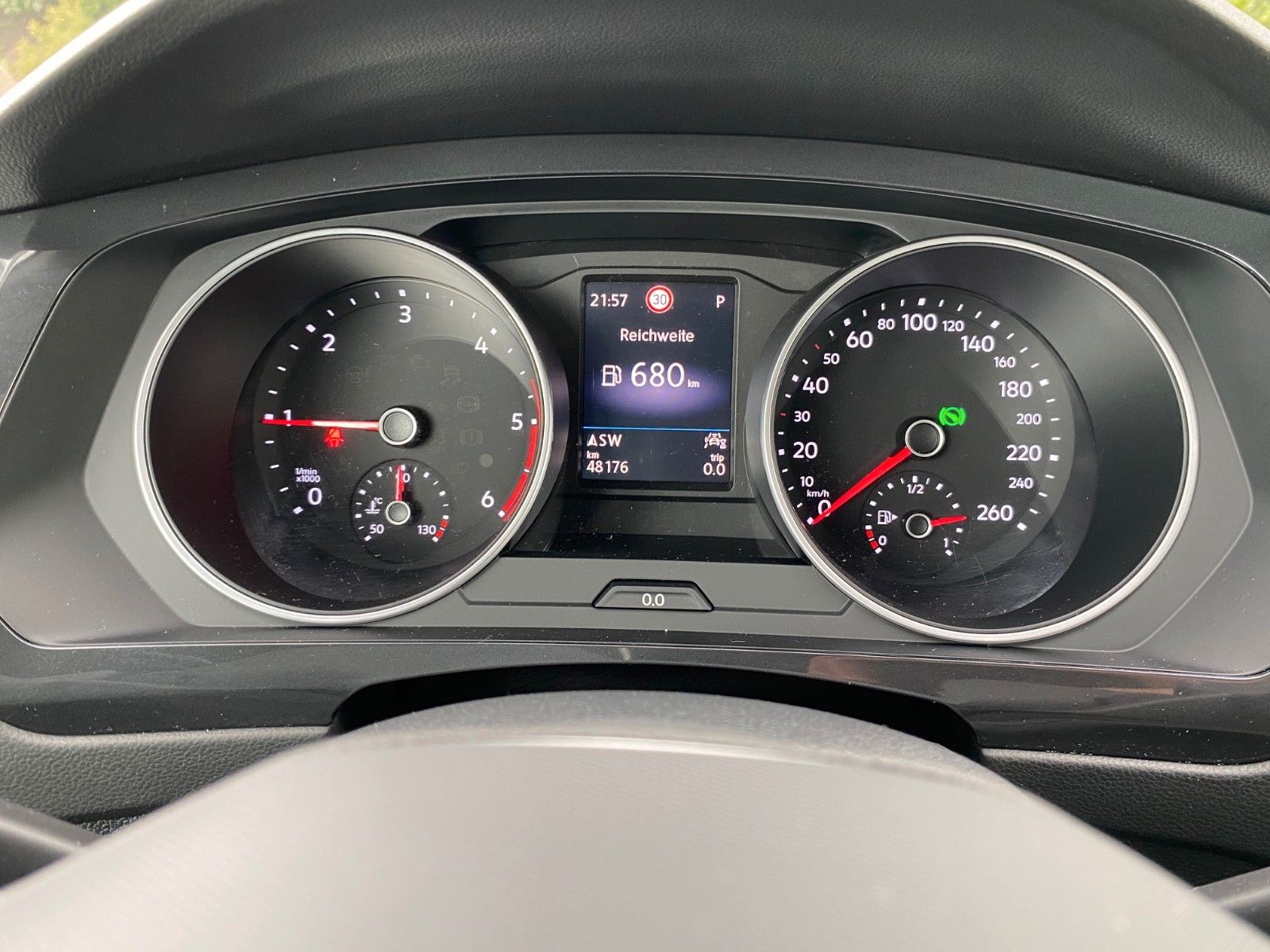 Volkswagen Tiguan 2.0TDI DSG - Samsaru's Car Outlet
