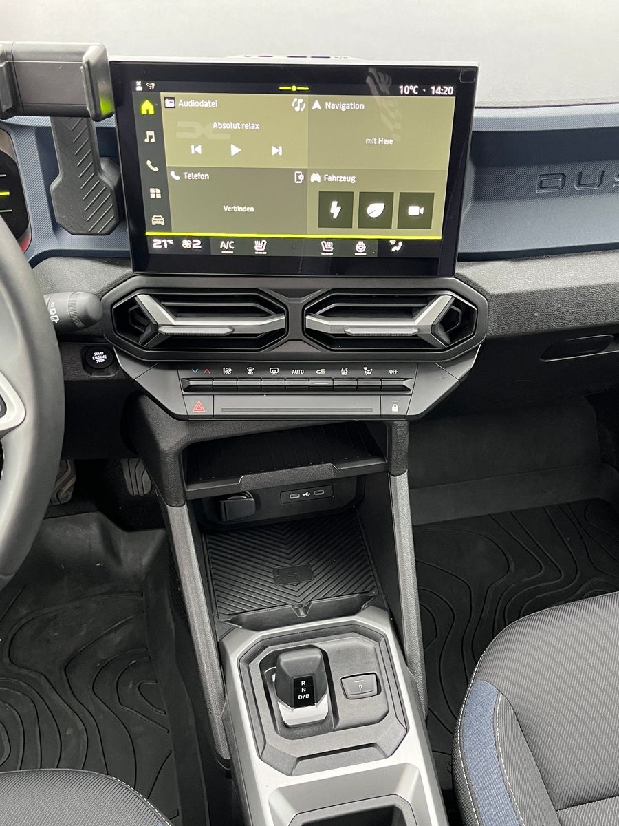 Dacia Duster 140 Mild Hybrid Automatik - Samsaru's Car Outlet