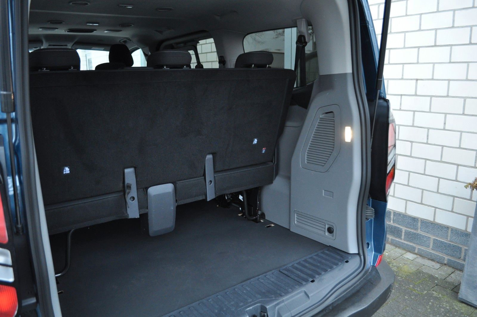 Ford Transit Custom Kombi 320 L1 FWD TREND/AUT/ALU