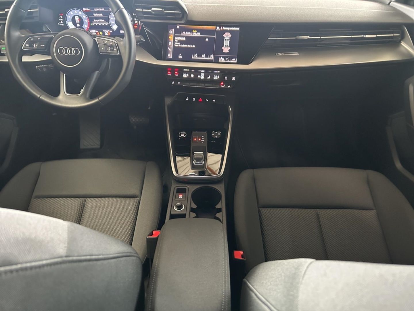 Audi A3 35 TFSI S-tronic advanced /CarPlay/LED/Sitzhz