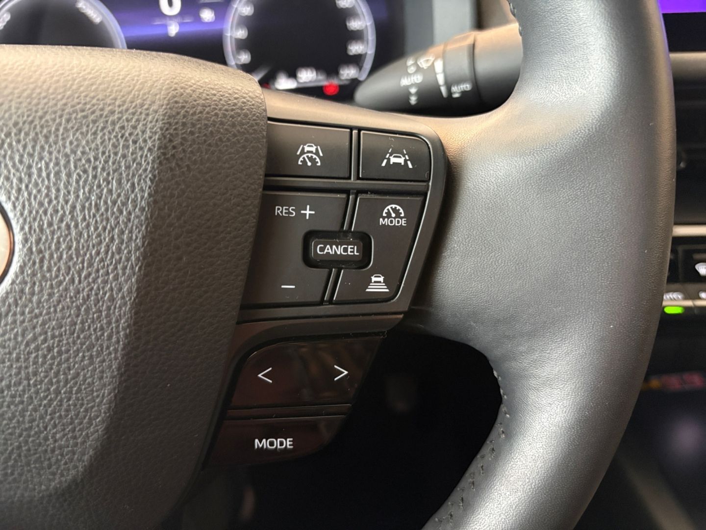 Toyota C-HR 1.8 Hybrid Teamplayer *Technik Paket*CAM*SH