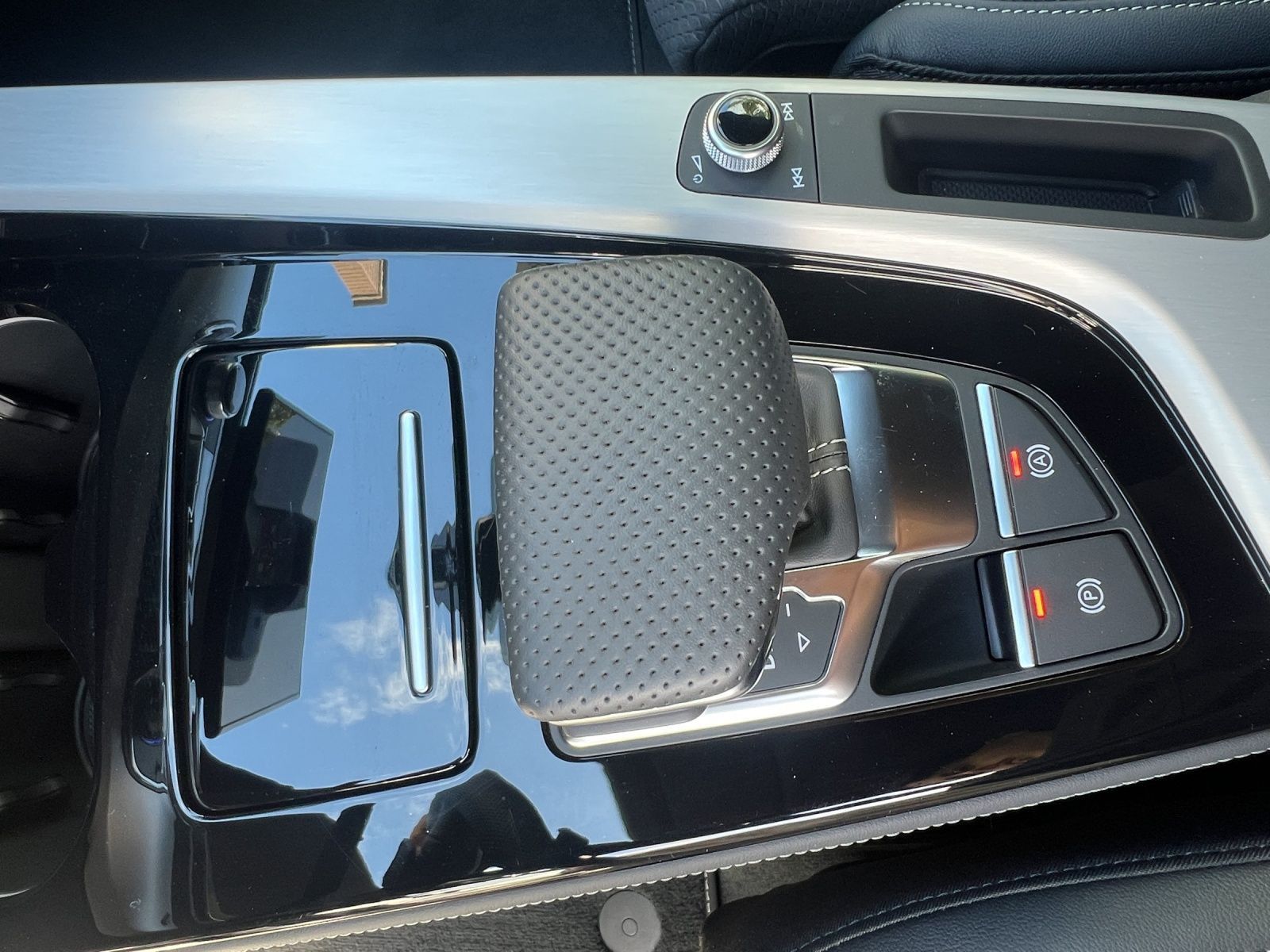 Audi A4 Avant 40 TFSI Q 2x S LINE MATRIX AHK LM19 KAM