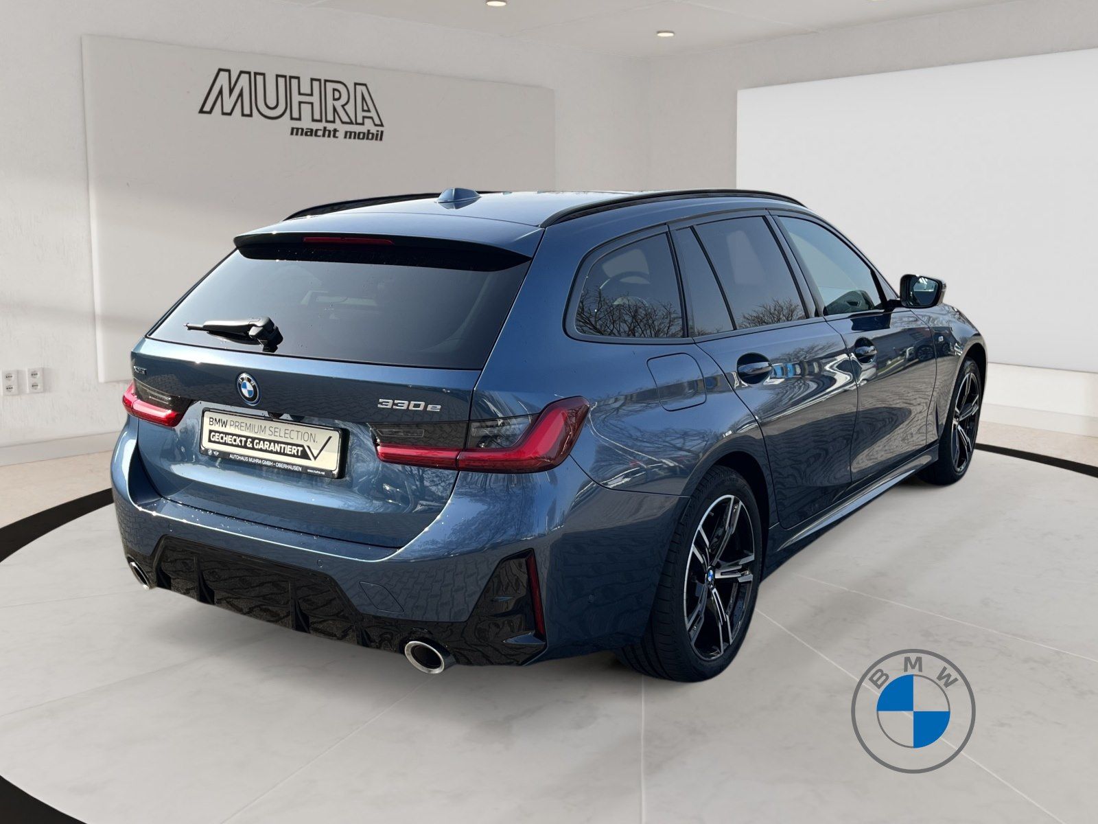 BMW 330e xDrive Touring M Sport 18"AHK Pano H&K