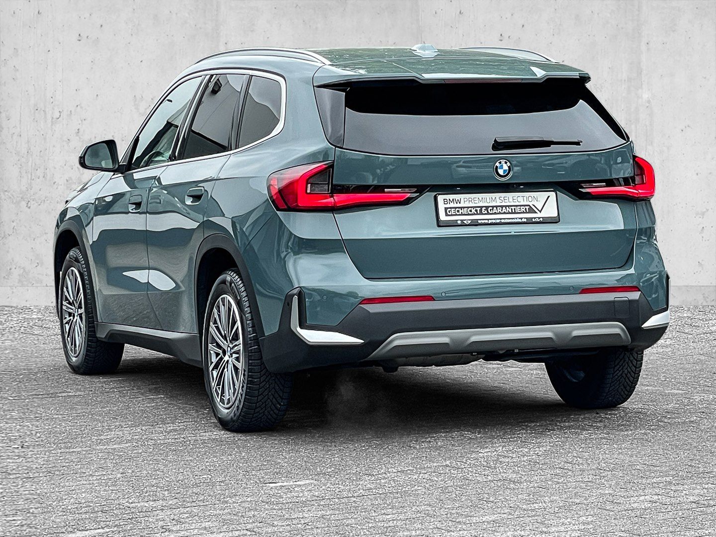 BMW X1 xDrive20d - Samsaru's Car Outlet