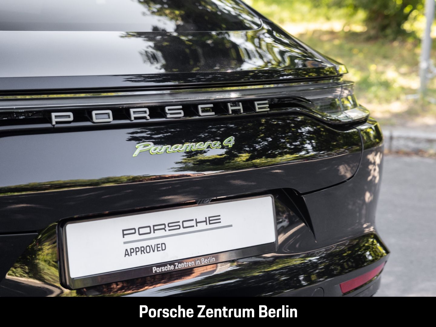 Porsche Panamera 4 E-Hybrid Platinum Edition InnoDrive