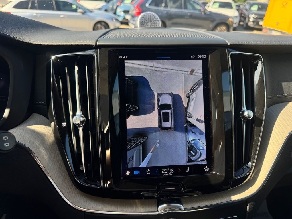 Volvo XC60 Inscription Recharge Plug-In Hybrid AWD T8