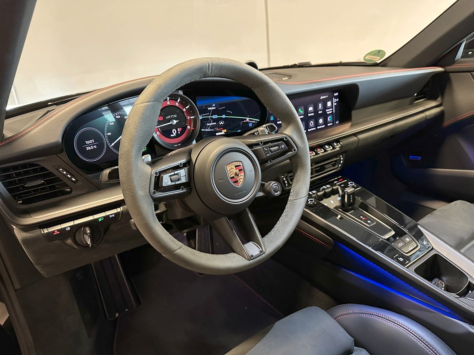 Porsche 992 Carrera 4 GTS Coupe - Samsaru's Car Outlet