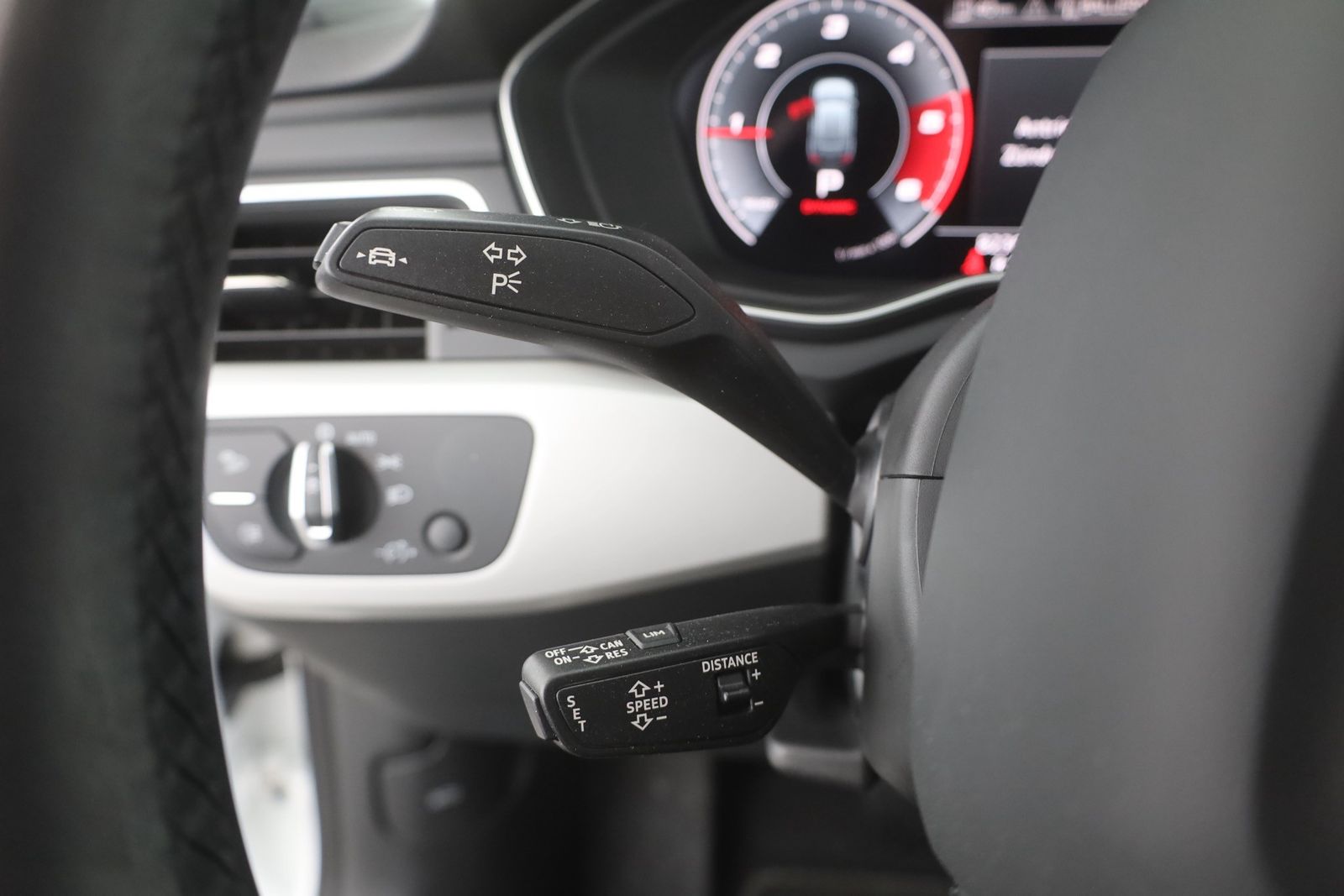 Audi A4 40 TDI Avant S-tronic - Samsaru's Car Outlet