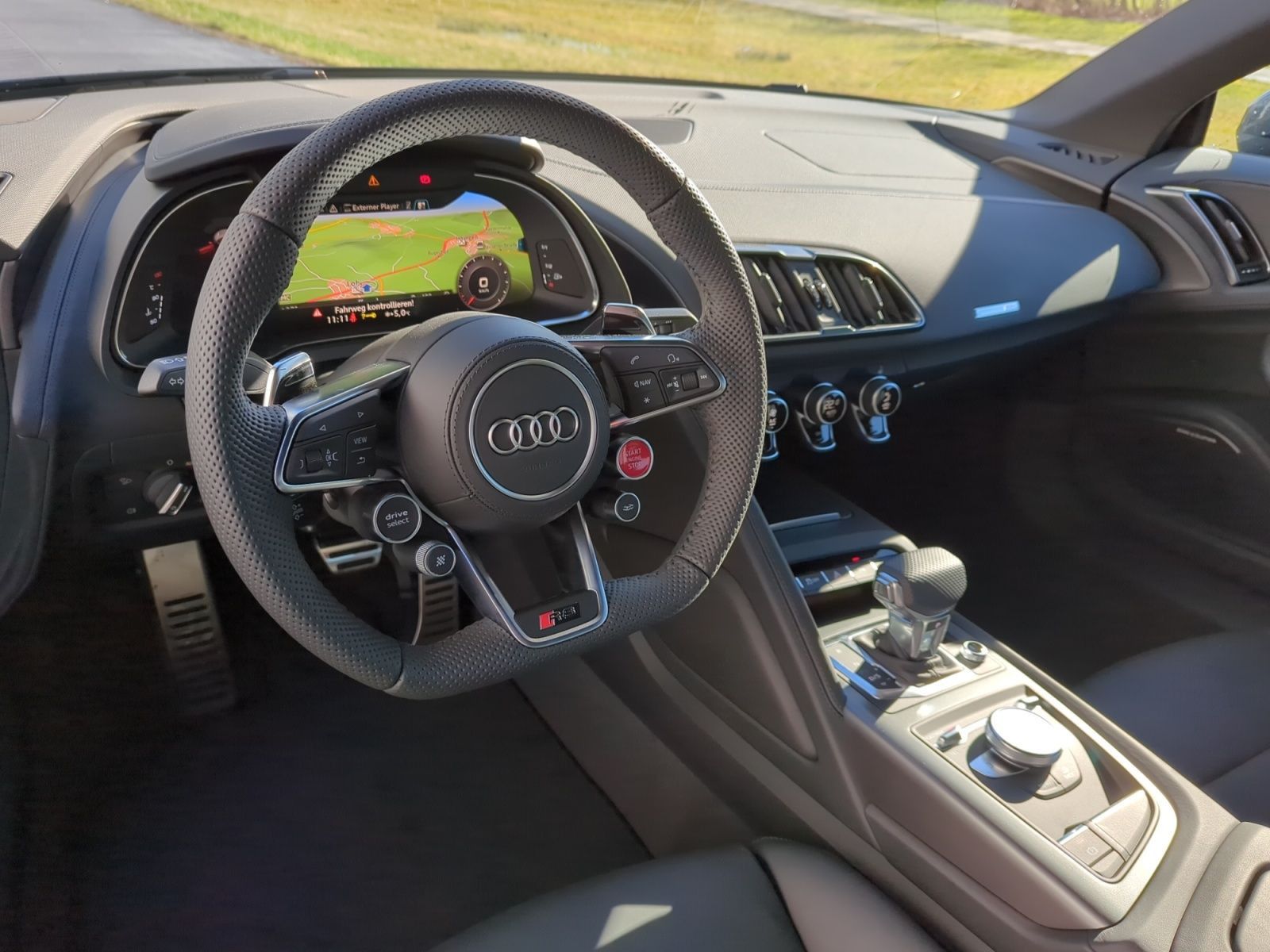 Audi R8 Coupé V10 performance RWD - Samsaru's Car Outlet