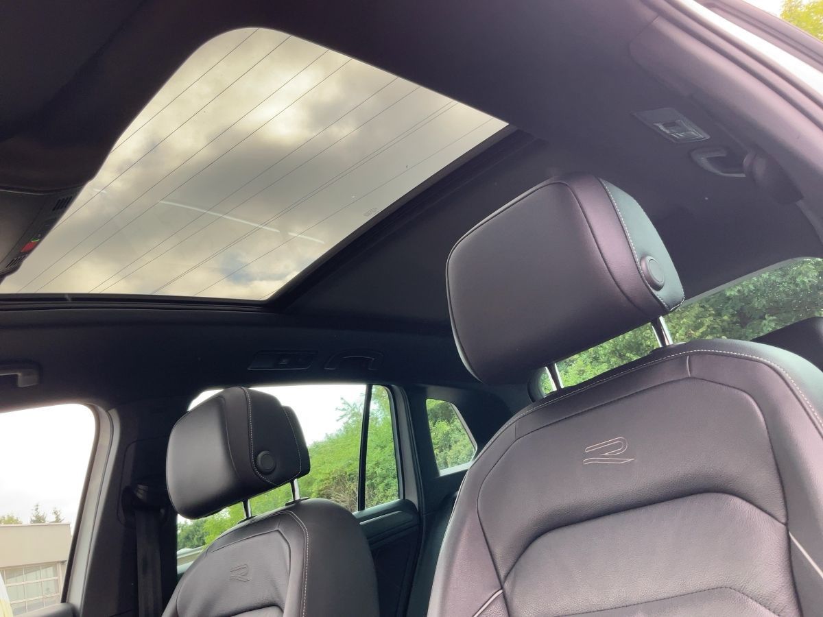 Volkswagen Tiguan 2.0 TSI DSG 4M R-LINE MATRIX+NAVI+AHK+ACC
