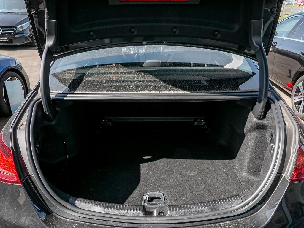 Mercedes-Benz C 180 Avantgarde Advanced Plus - Samsaru's Car Outlet