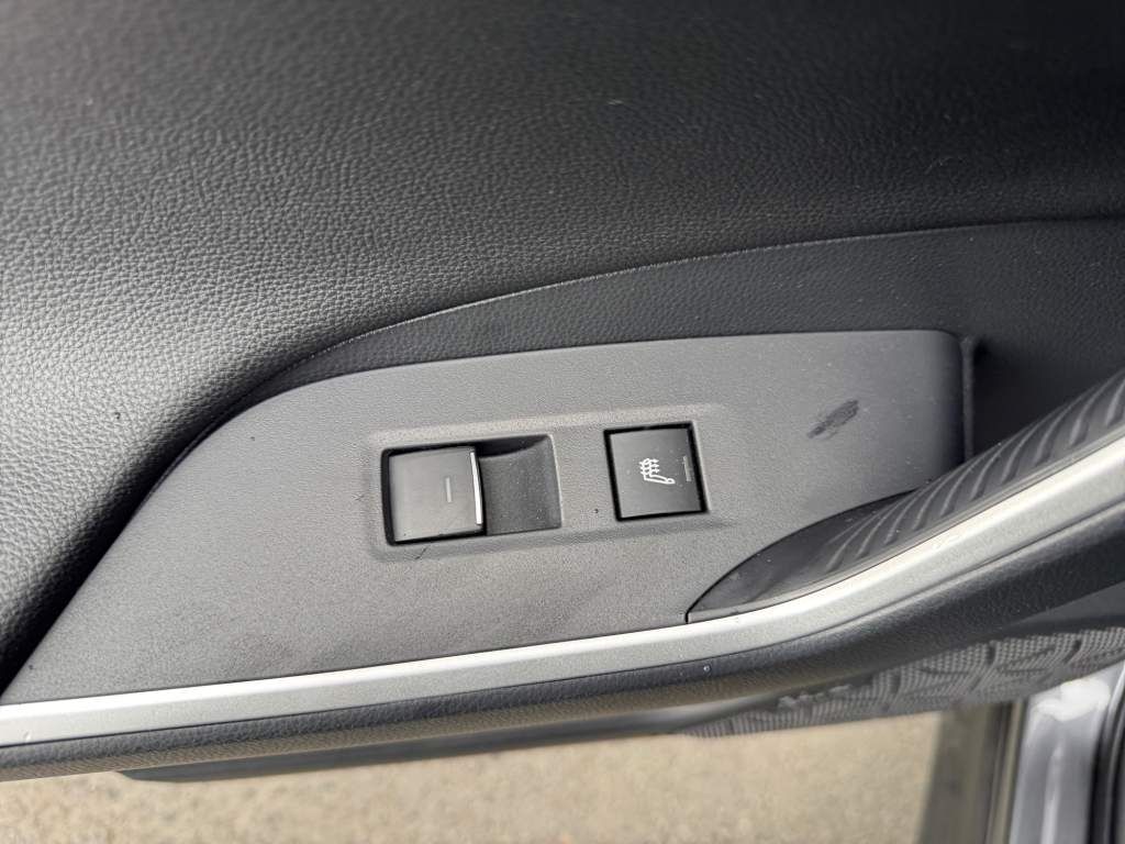 Toyota RAV 4 Plug-in-Hybrid Style+Allrad+Navi+Leder+JBL