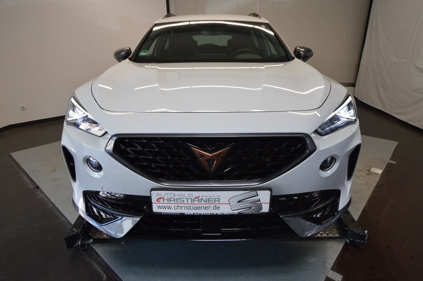 Cupra Formentor 1.4 e-HYBRID - Samsaru's Car Outlet