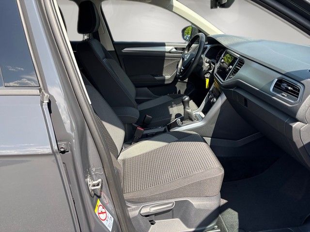 Volkswagen T-Roc 1.5TSI Active - Samsaru's Car Outlet