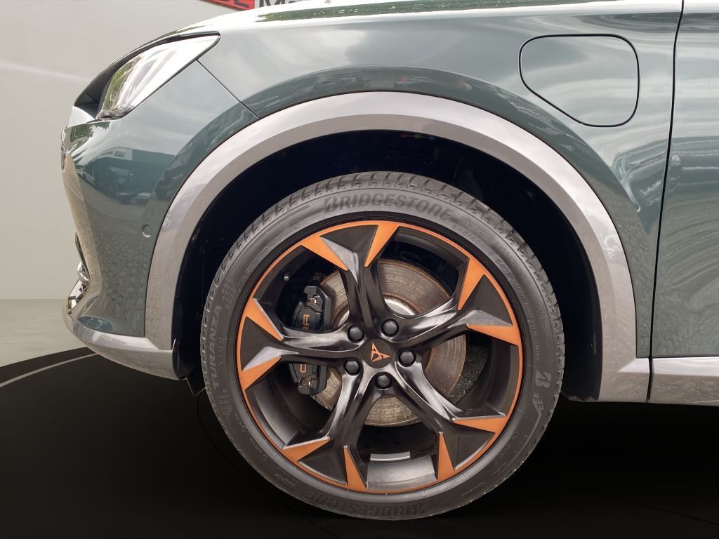 Cupra Formentor VZ 1.4 e-Hybrid DSG - Samsaru's Car Outlet