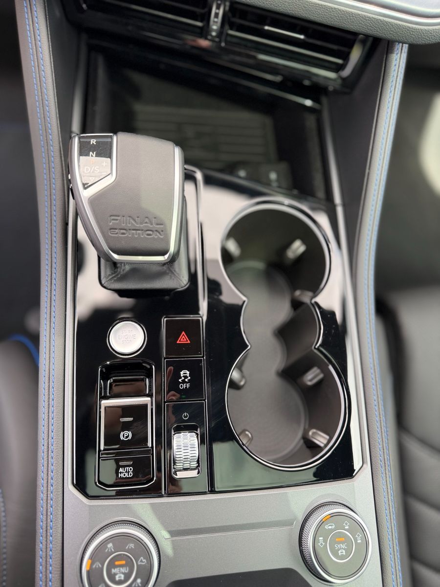 Volkswagen Touareg R eHYBRID+FINAL EDITION+AHK+PANO