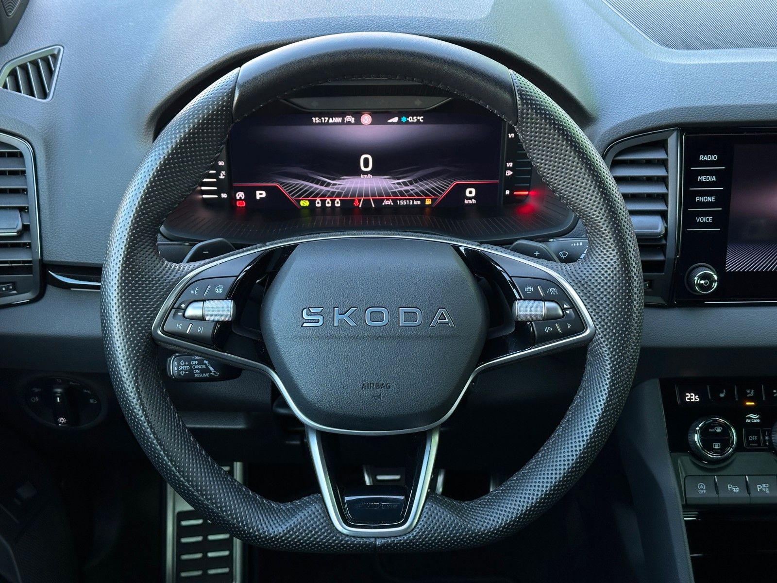 Skoda 150PS 4x4 DSG Sportline Matrix NAVI eHK LM18"AHK