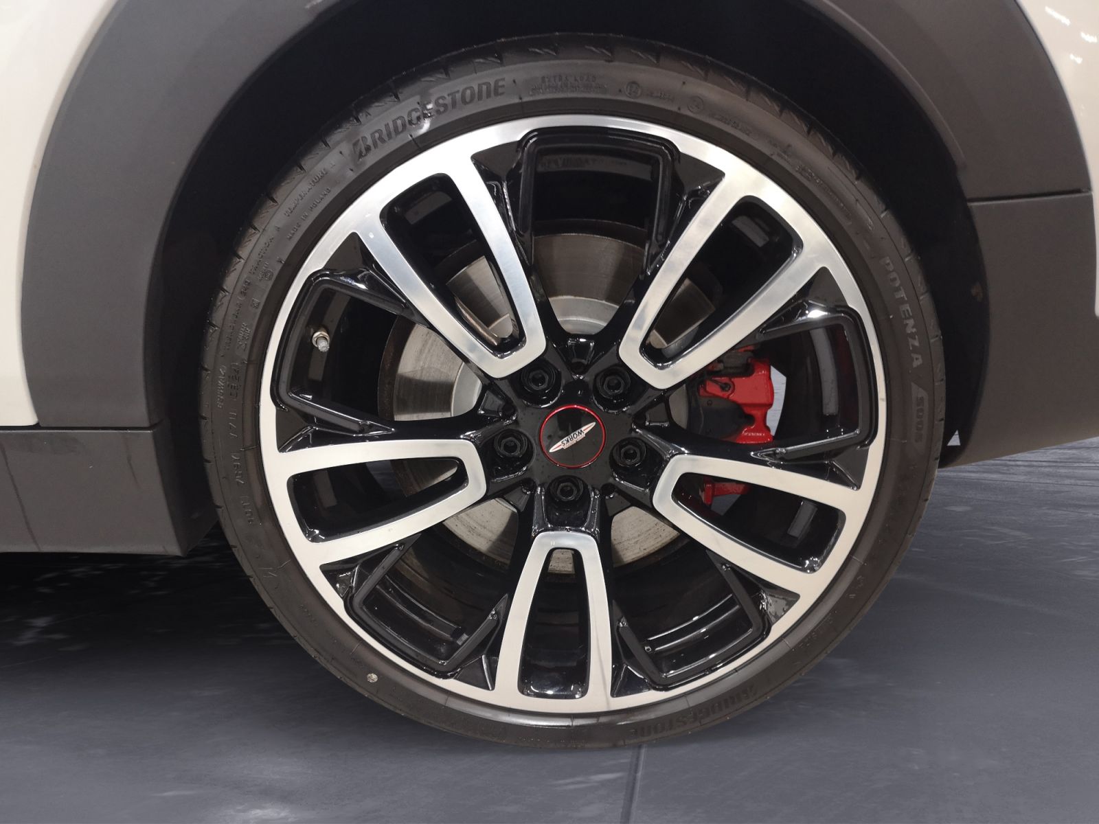 MINI Clubman John Cooper Works - Samsaru's Car Outlet