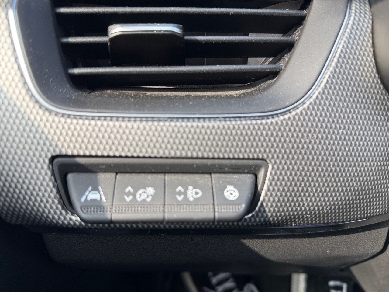 Renault Arkana Intens E-Tech Hybrid - Samsaru's Car Outlet