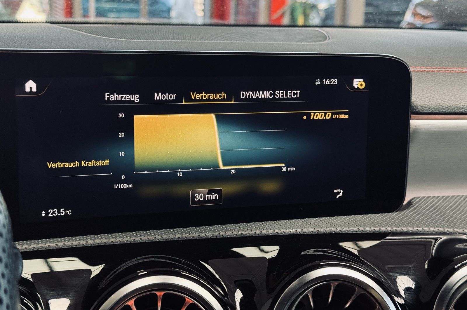 Mercedes-Benz CLA 45 AMG - Samsaru's Car Outlet