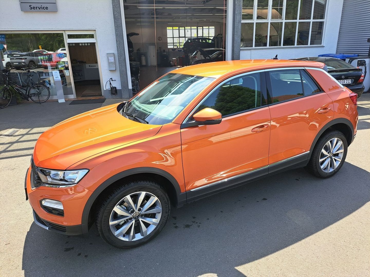 Volkswagen T-ROC Style 1.0 TSI - Samsaru's Car Outlet