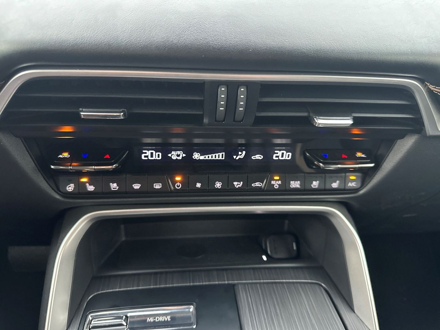 Mazda CX-80 Homura Plus Hybrid AWD 360° SHZ RFK BOSE