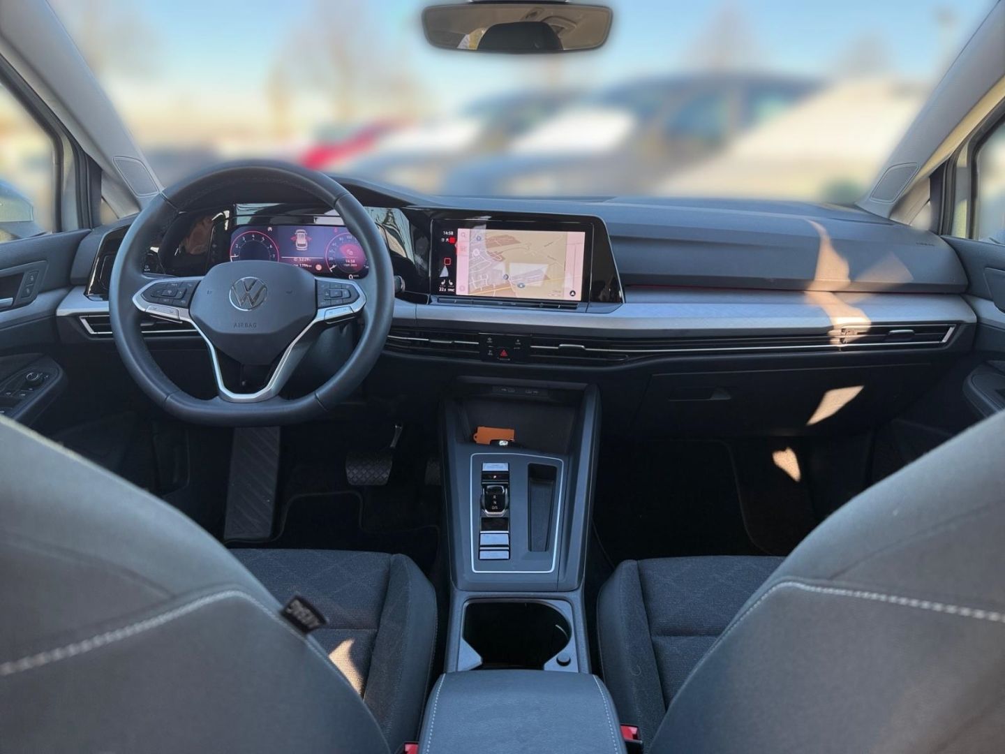 Volkswagen Golf Variant 8 VIII Life 1.0 eTSI - Samsaru's Car Outlet