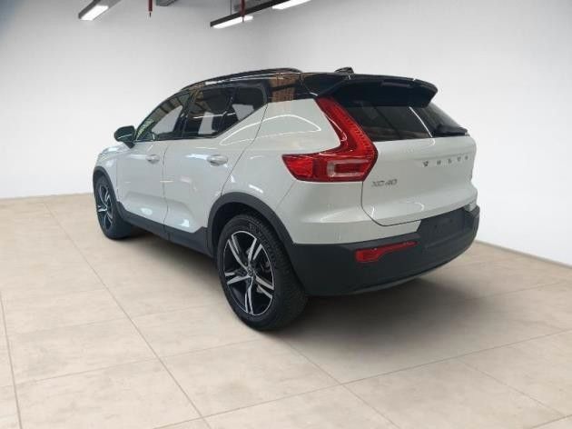 Volvo XC40 B4 R Design - Samsaru's Car Outlet