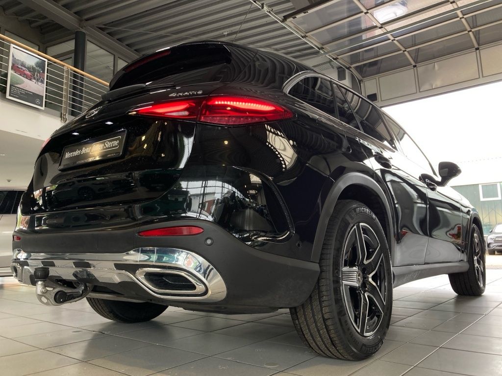 Mercedes-Benz GLC 220 d 4M AMG+Pano+AHK+Memory+Distronic+CarPl