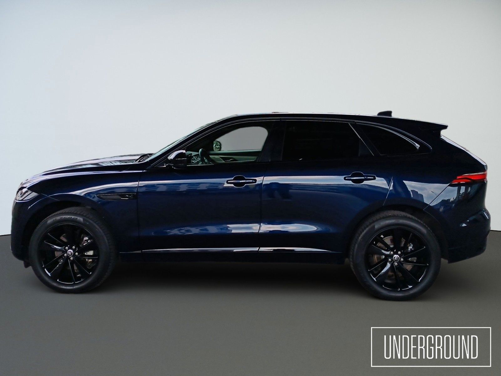 Jaguar F-Pace D200 R-DYNAMIC SE AWD