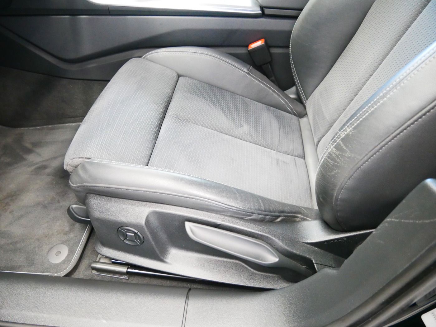 Audi A6 Limousine 50 TFSI e quattro S line - Samsaru's Car Outlet