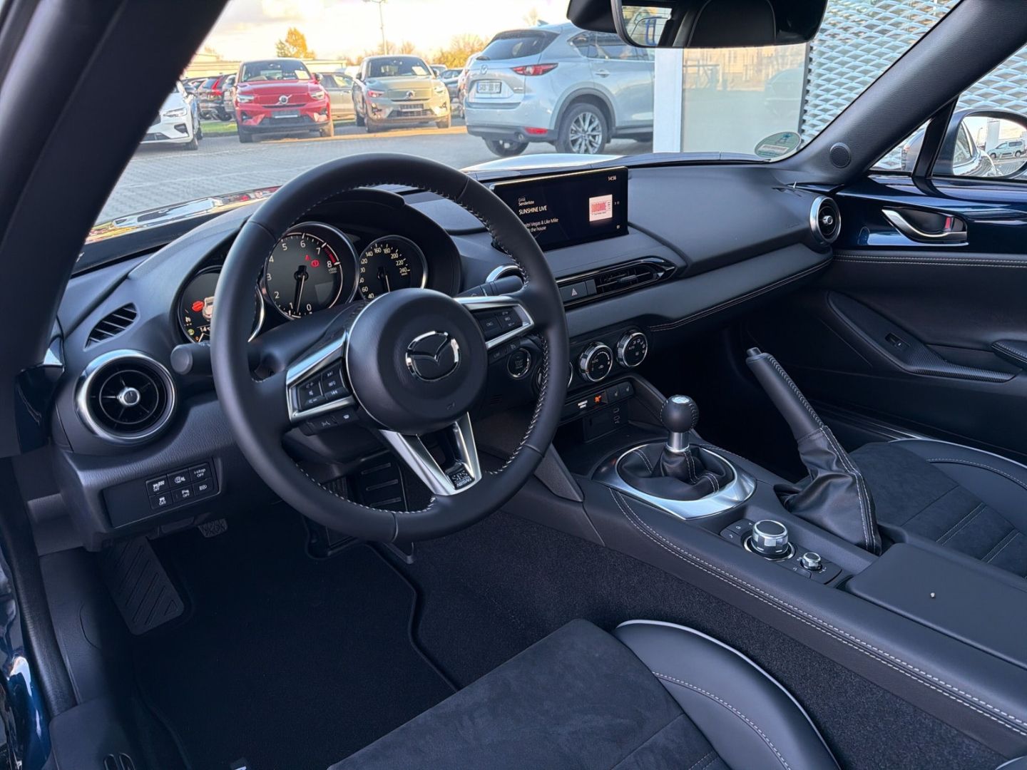 Mazda MX-5 Homura SKY-G.132 El. Verdeck Navi Bose LED