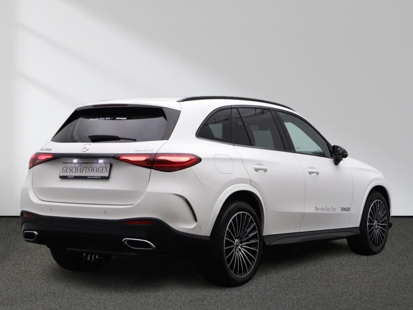 Mercedes-Benz GLC 200 4M AMG Panorama DigitalLight AHK 360°-K.