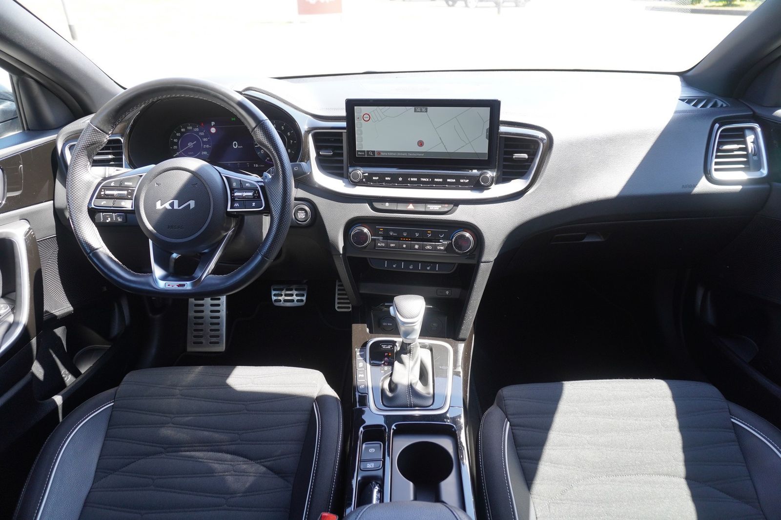 Kia ProCeed GT-Line - Samsaru's Car Outlet