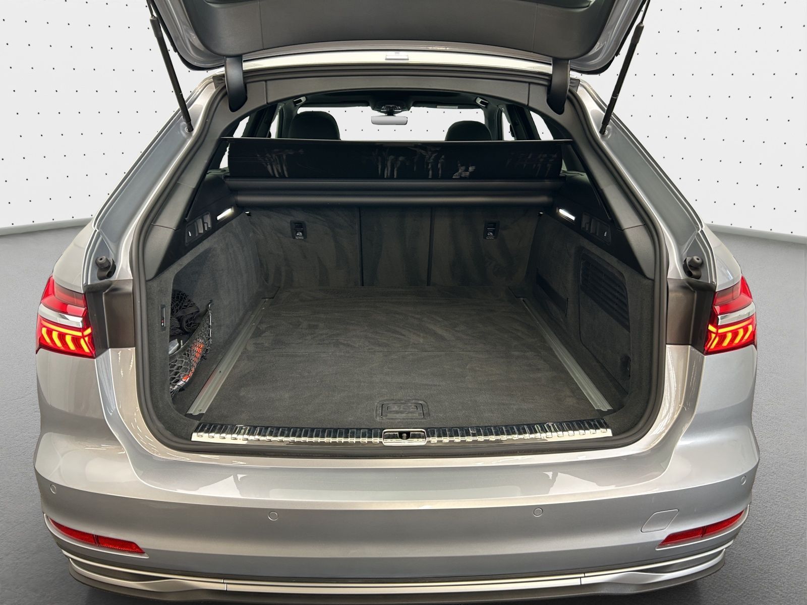 Audi A6 Avant 40 TDI quattro - Samsaru's Car Outlet