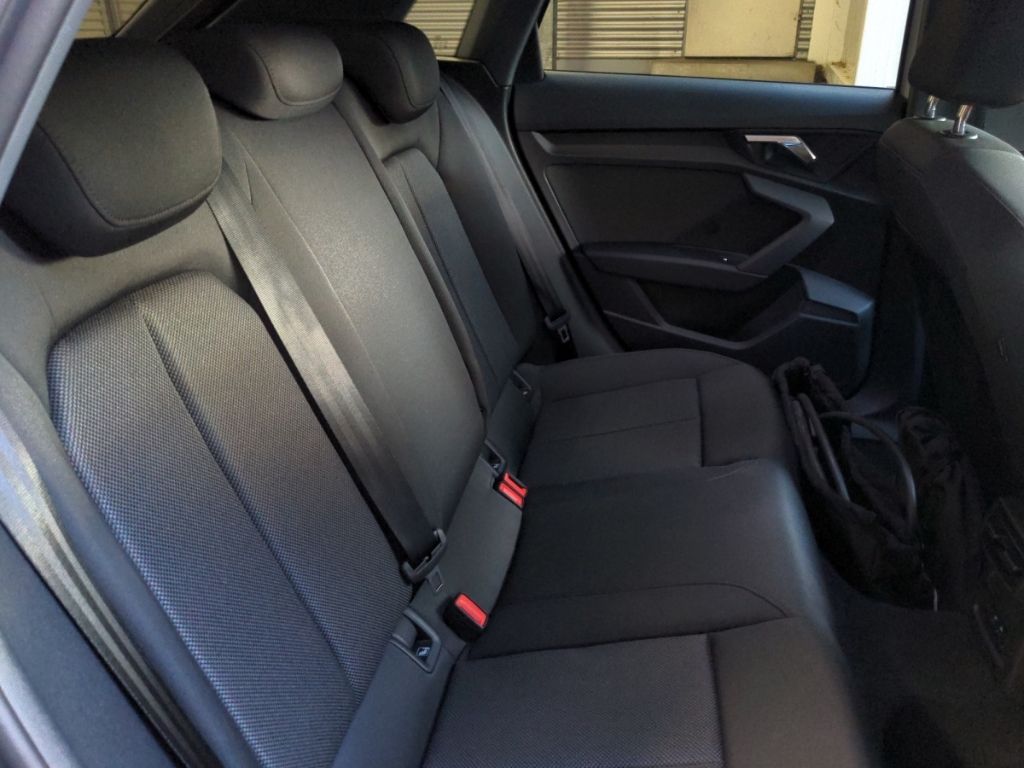 Audi A3 Sportback 40TFSIe S tronic S line LED Navi SH