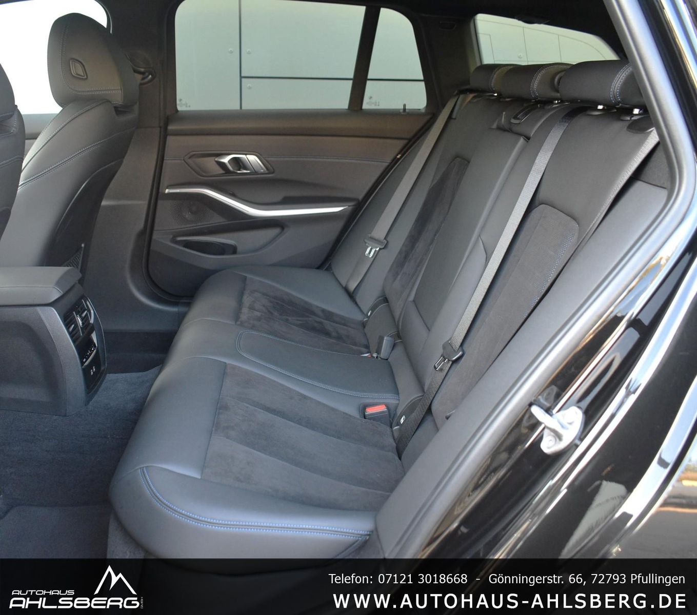 BMW 320 i M SPORT Shadow - Samsaru's Car Outlet