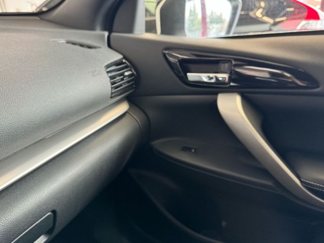 Mitsubishi Eclipse Cross Mitsubishi Plug-In Hybrid Plus MJ2