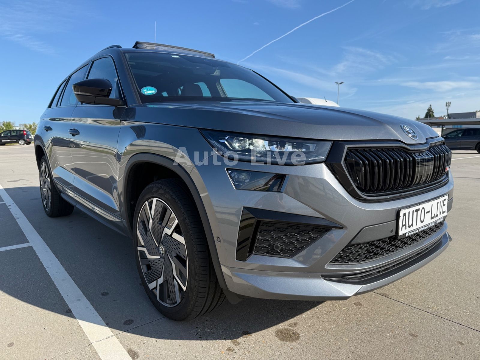 Skoda Kodiaq 2.0 TSI RS 4x4*7-SITZ*PANO*MATRIX*360*AHK